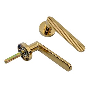 Maçaneta de porta em PVD dourado DS-810-79